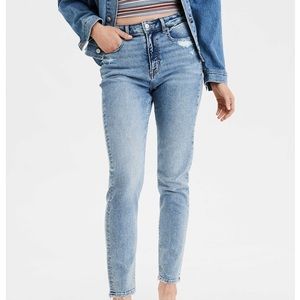 American Eagle Stretch Mom Jean